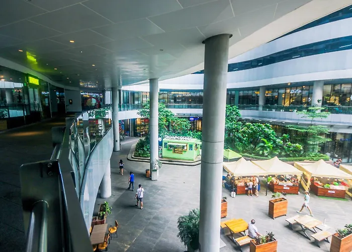 Artistry In Bloom Penthouse Retreat In Air Makati Blazing Fast 300 Mbps Air *